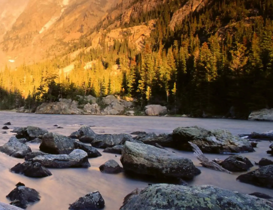 龙年出生的女宝宝起名测名:大气文雅的女孩名字 在浩瀚的...
